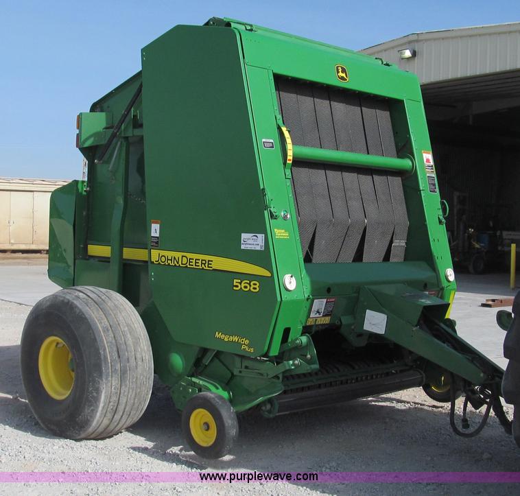 image for item G5575 2007 John Deere 568 baler
