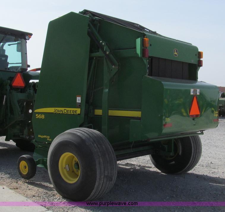 image for item G5575 2007 John Deere 568 baler