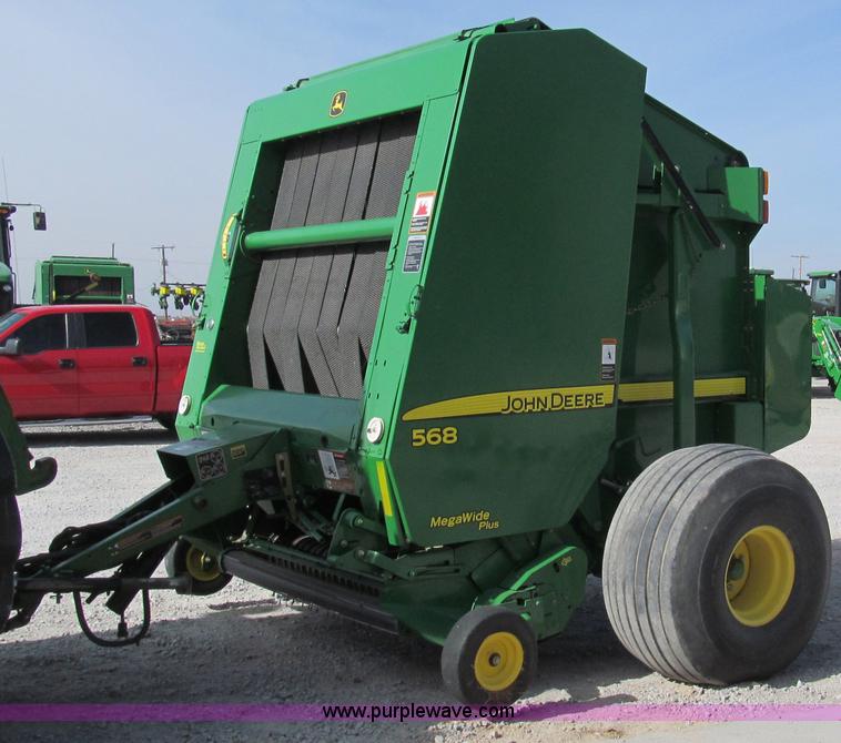 image for item G5575 2007 John Deere 568 baler