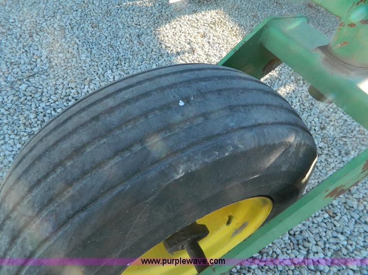 image for item G7590 1998 John Deere 4890 swather