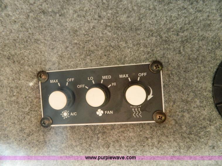 image for item G7591 1999 Case IH SPX3185 Patriot sprayer