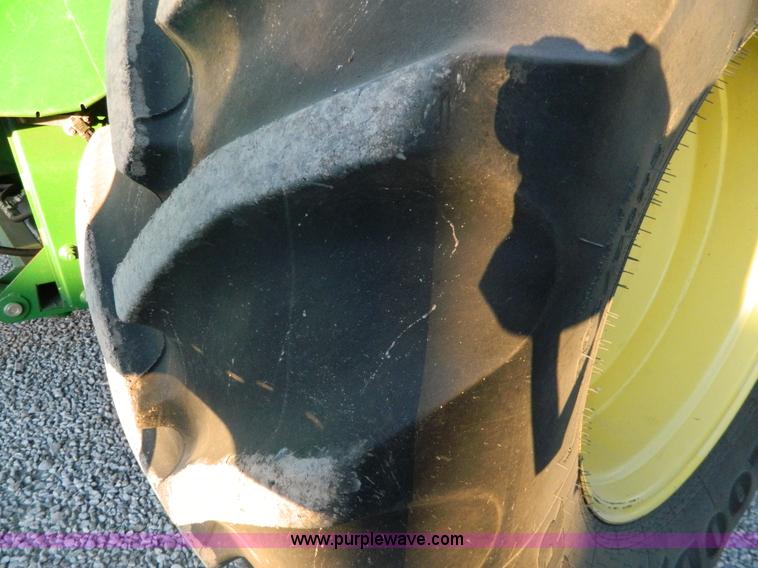 image for item G7592 2004 John Deere 9760 STS combine