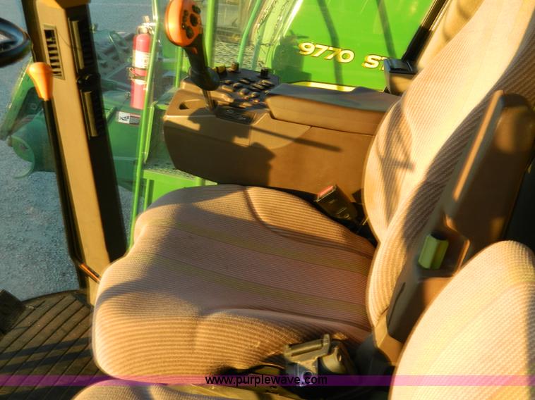 image for item G7592 2004 John Deere 9760 STS combine