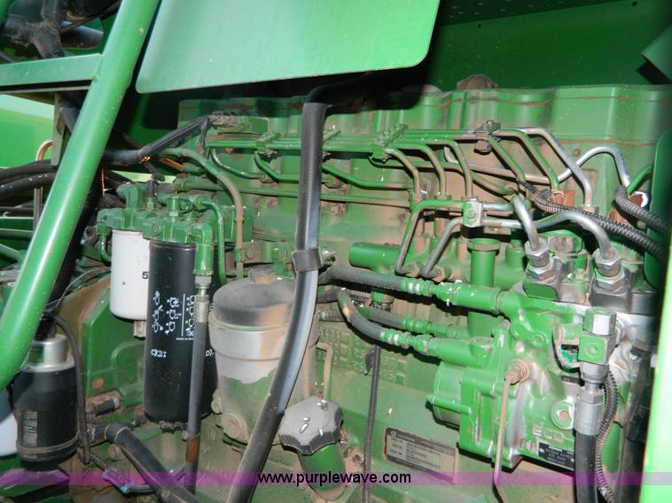 image for item G7592 2004 John Deere 9760 STS combine