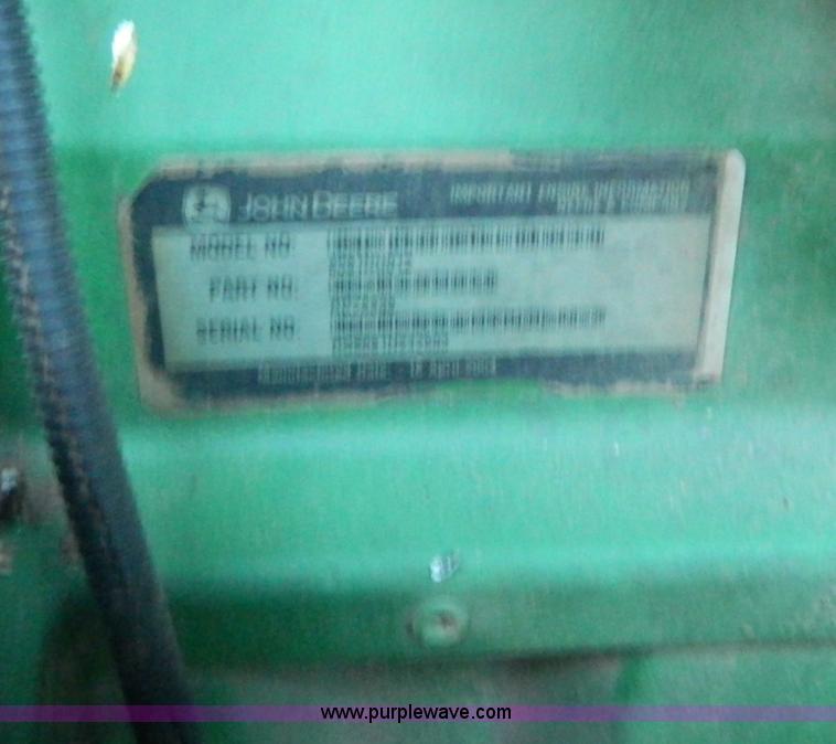 image for item G7592 2004 John Deere 9760 STS combine
