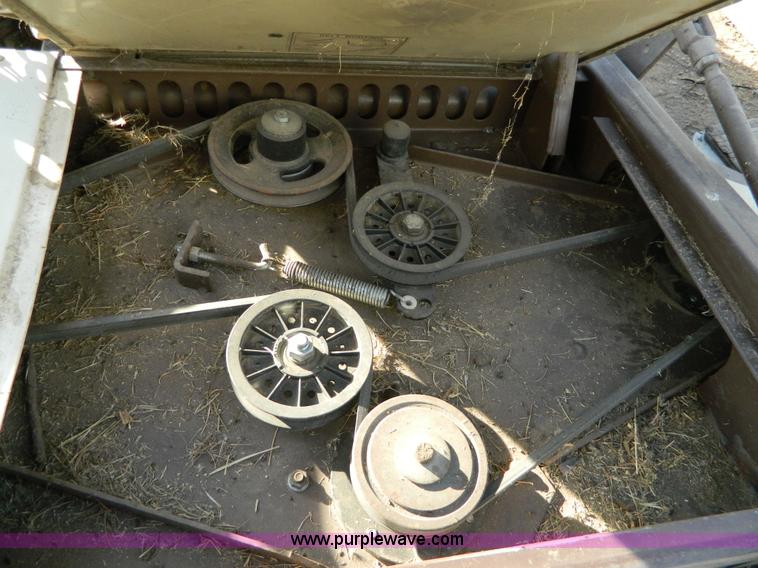 image for item G7640 Grasshopper 616 ZTR lawn mower