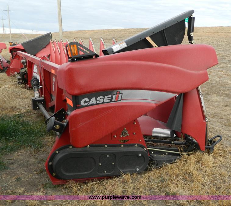image for item G7665 2009 Case IH 3412 corn head