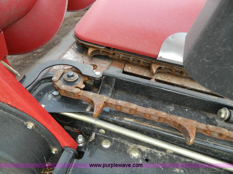 image for item G7665 2009 Case IH 3412 corn head