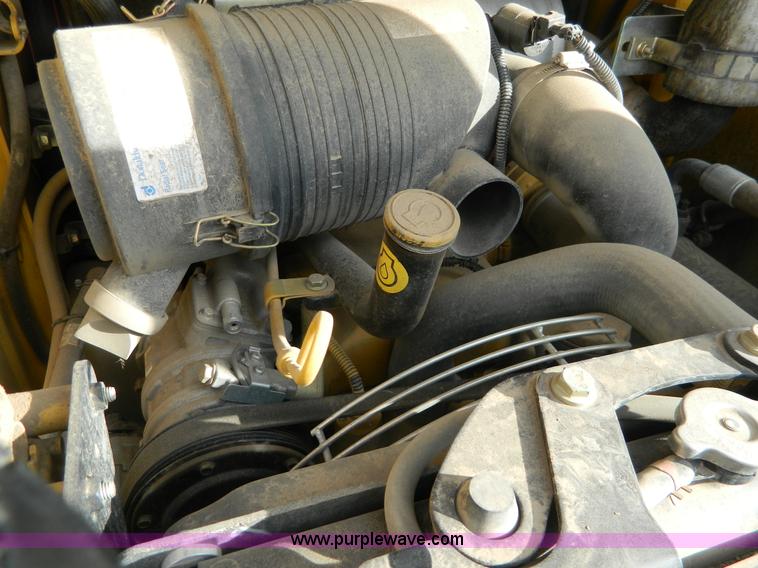 image for item G7666 2009 John Deere 320 skid steer