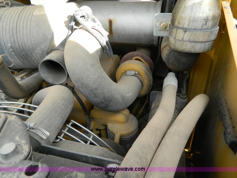 image for item G7666 2009 John Deere 320 skid steer