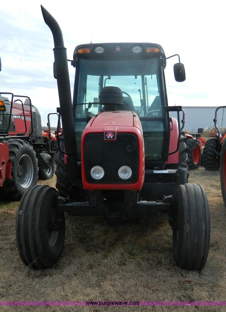 image for item G7667 2004 Massey-Ferguson 5460 tractor