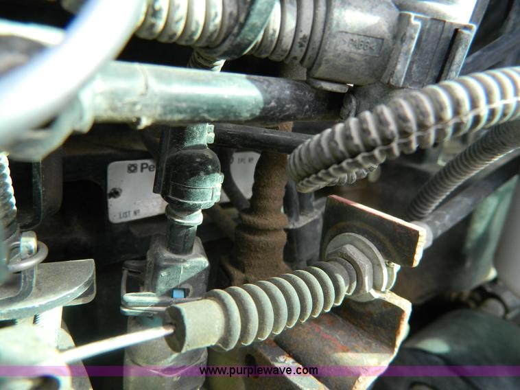 image for item G7667 2004 Massey-Ferguson 5460 tractor