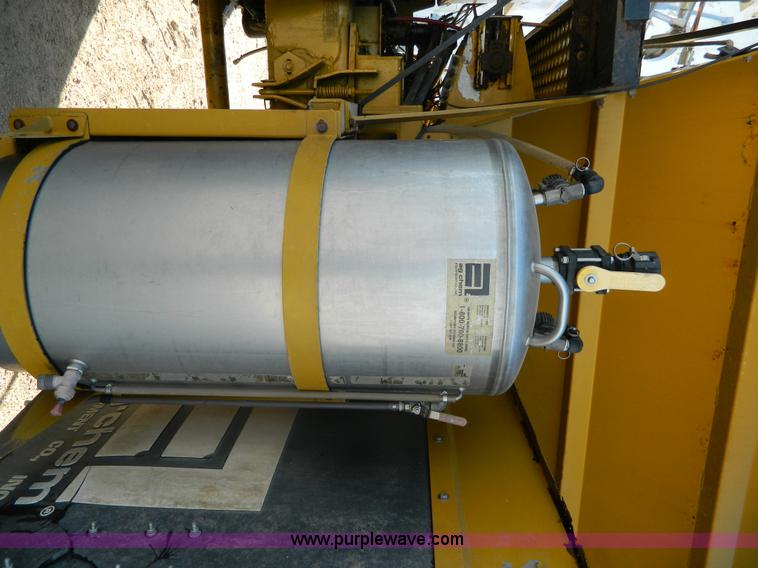 image for item G7671 1998 Ag-Chem TerraGator 1844