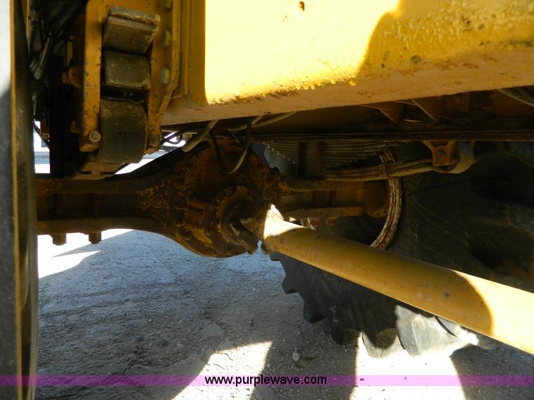 image for item G7671 1998 Ag-Chem TerraGator 1844