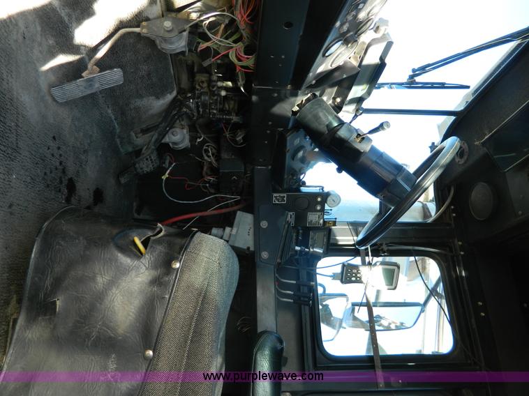 image for item G7671 1998 Ag-Chem TerraGator 1844