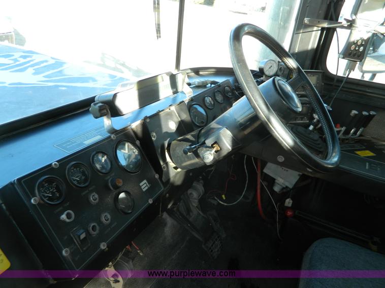 image for item G7671 1998 Ag-Chem TerraGator 1844