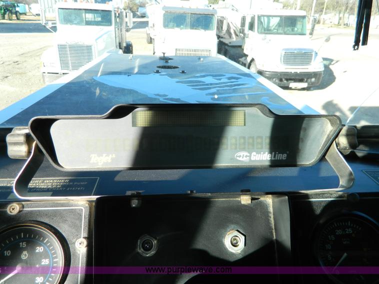 image for item G7671 1998 Ag-Chem TerraGator 1844