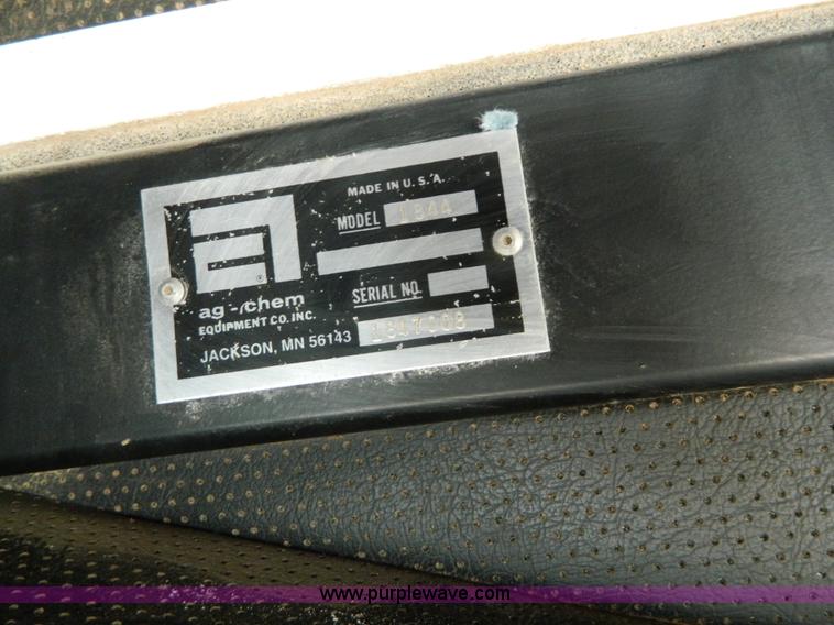 image for item G7671 1998 Ag-Chem TerraGator 1844