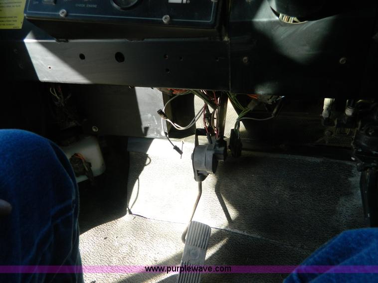 image for item G7671 1998 Ag-Chem TerraGator 1844