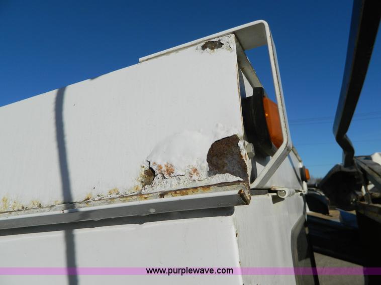 image for item G7671 1998 Ag-Chem TerraGator 1844