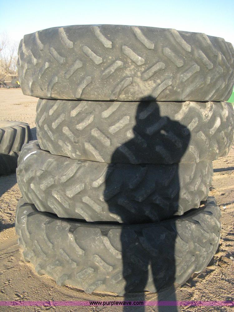 image for item M9158 (4) Goodyear DT710 tire casings