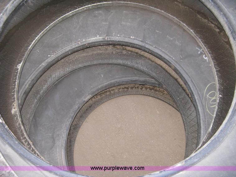 image for item M9158 (4) Goodyear DT710 tire casings