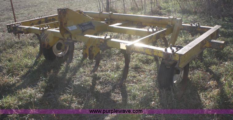 image for item O9879 Landall 12' chisel