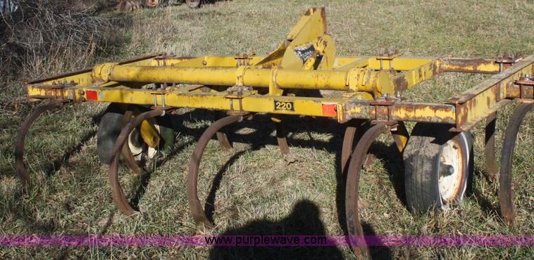 image for item O9879 Landall 12' chisel