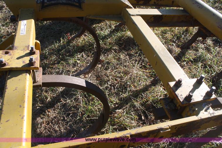 image for item O9879 Landall 12' chisel