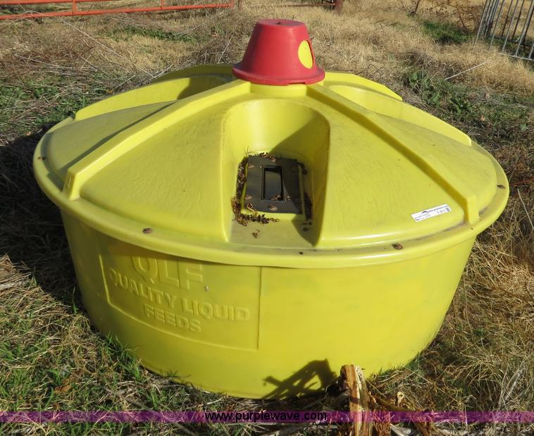 Quality Liquid Feeds liquid cattle feeder in Checotah, OK Item S9513