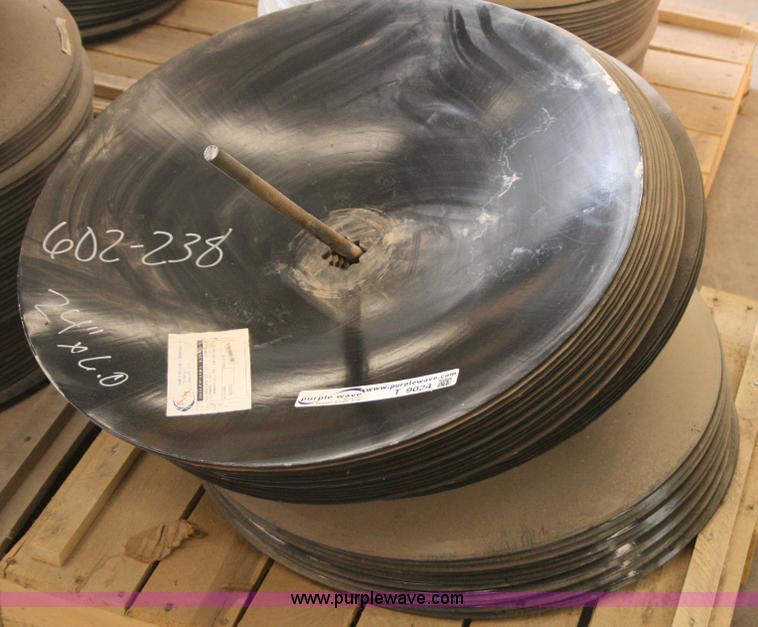 image for item T9024 Approximately 34 SMA 24"x6.0 disks