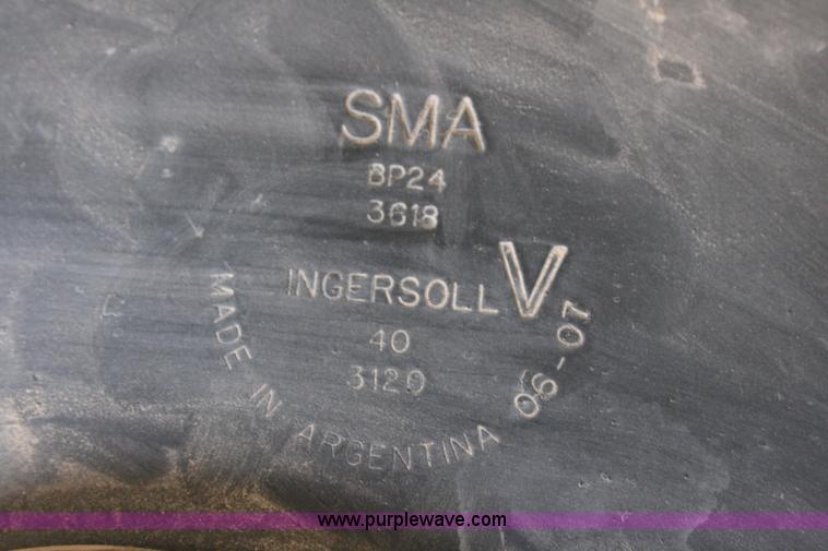 image for item T9029 Approximately 41 SMA 24" disks