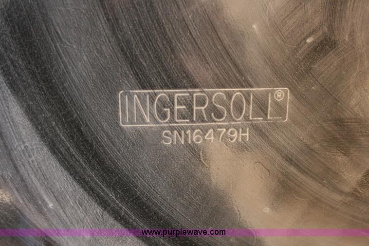 image for item T9034 Approximately 41 Ingersoll 24" disks