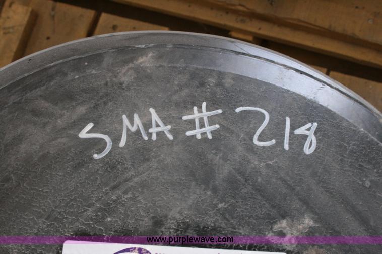 image for item T9036 Approximately 33 SMA 22" disks