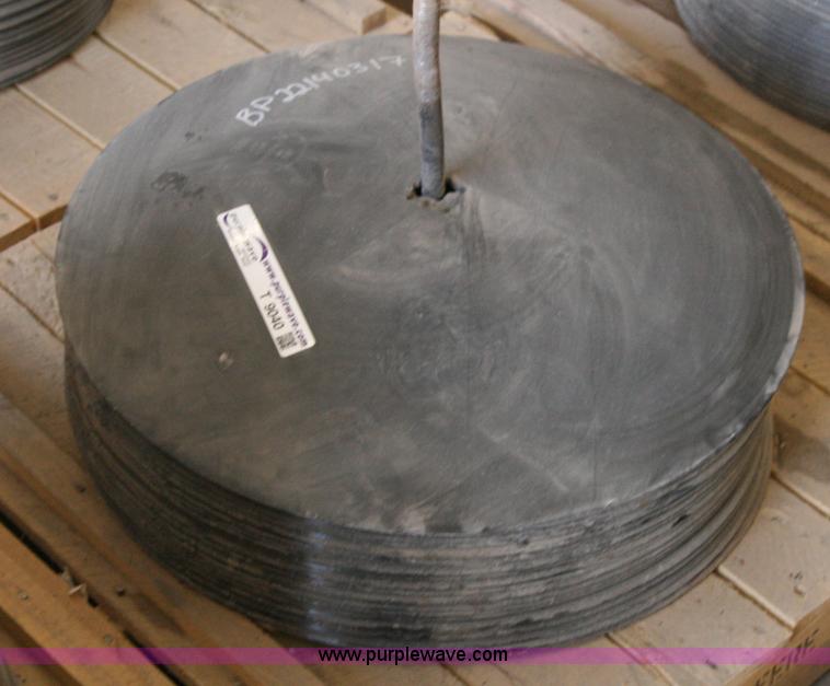 image for item T9040 Approximately 24 SMA 22" disks