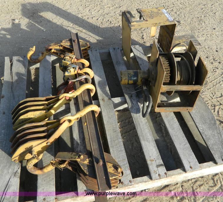 image for item Y9234 Hydraulic winch unit