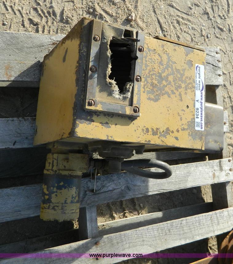 image for item Y9234 Hydraulic winch unit