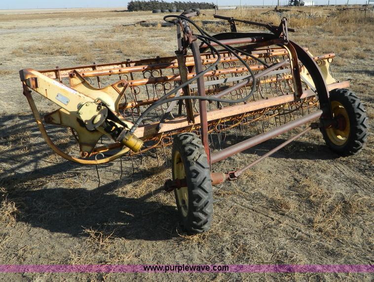 image for item Y9235 New Holland 56 rake