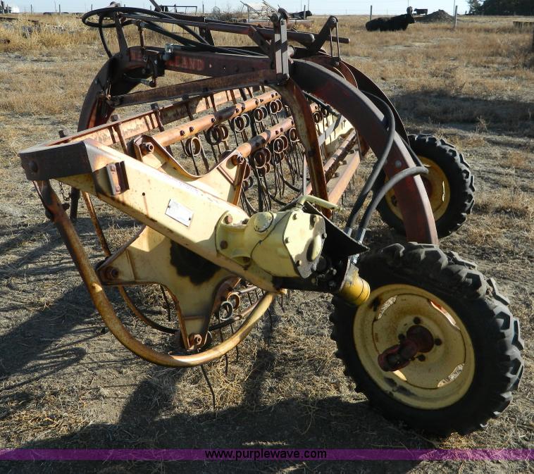 image for item Y9235 New Holland 56 rake