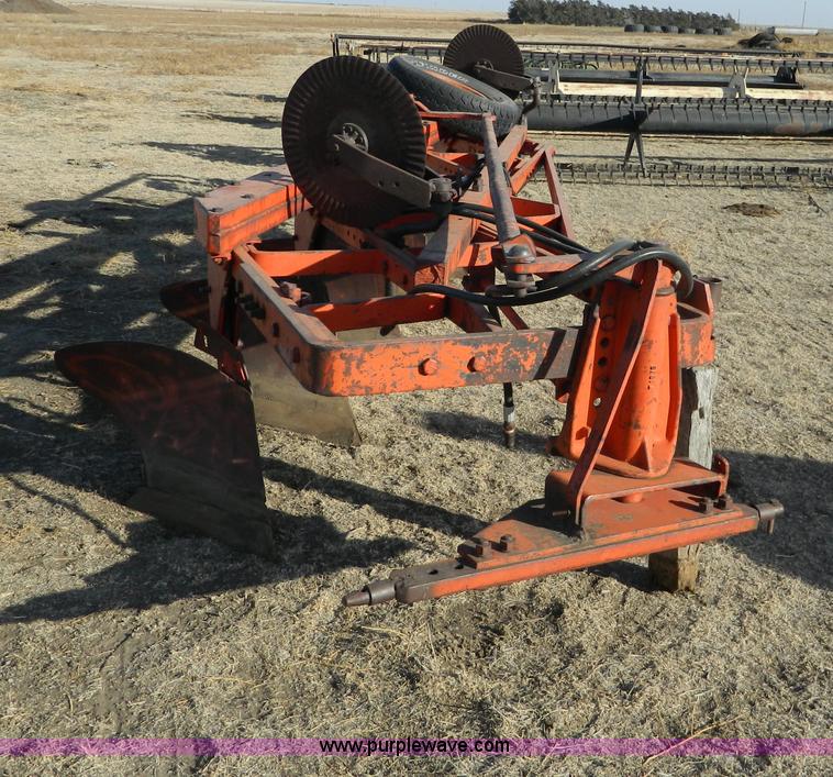 image for item Y9237 Six bottom plow