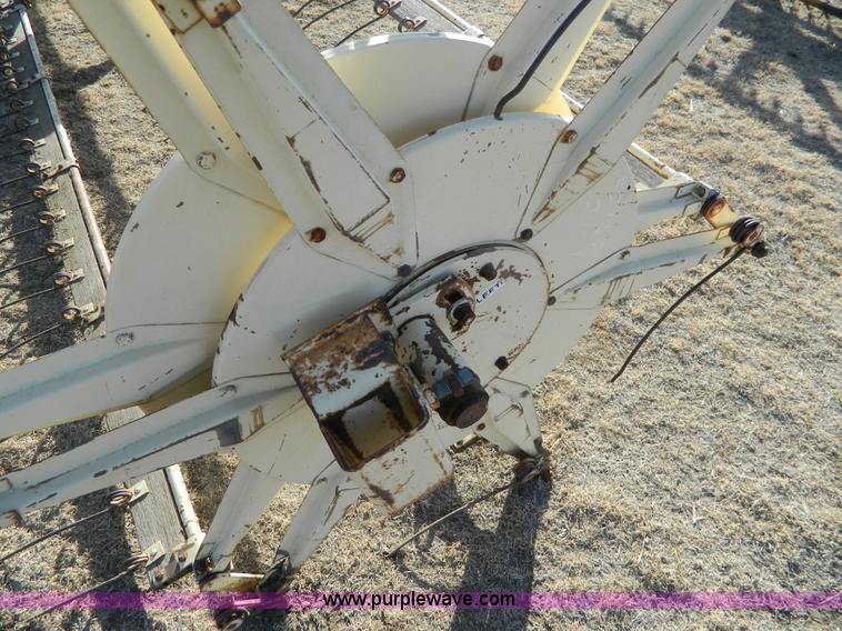 image for item Y9241 24' pickup reel