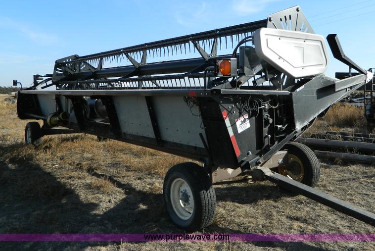 image for item Y9244 AGCO 25' flex header