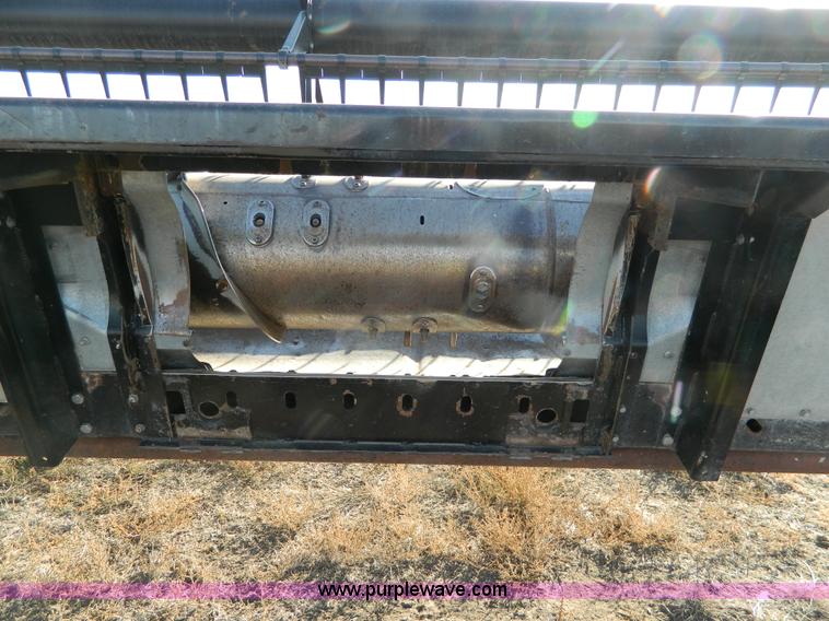 image for item Y9244 AGCO 25' flex header