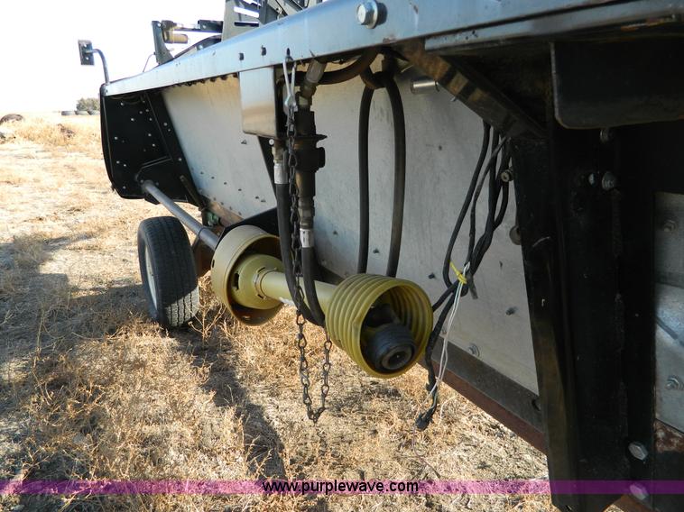 image for item Y9244 AGCO 25' flex header