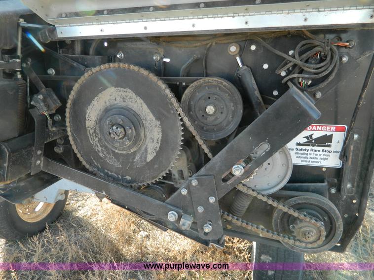 image for item Y9244 AGCO 25' flex header