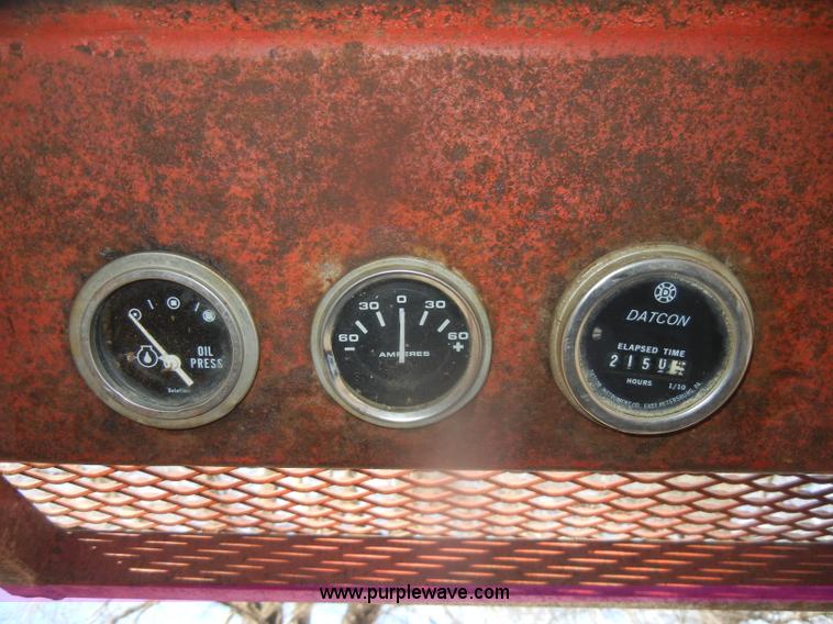 image for item AB9917 Gehl 2500 Hydro Cat skid steer