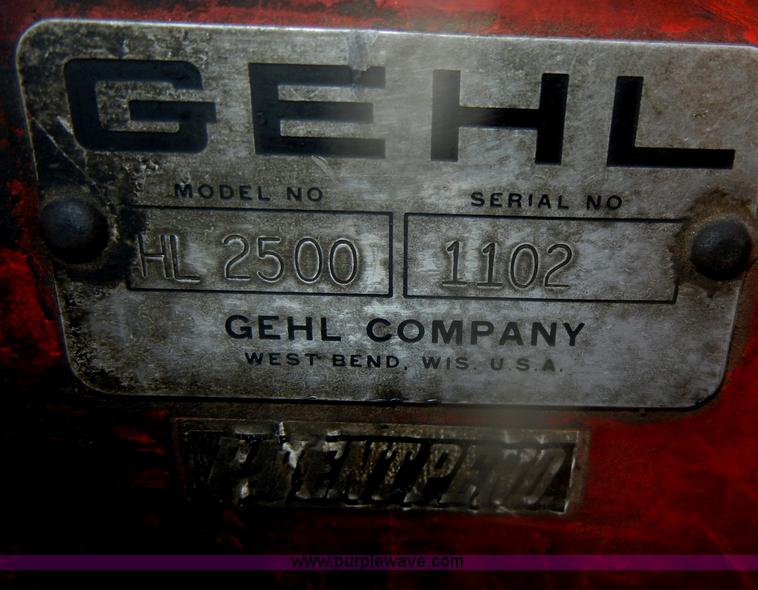 image for item AB9917 Gehl 2500 Hydro Cat skid steer