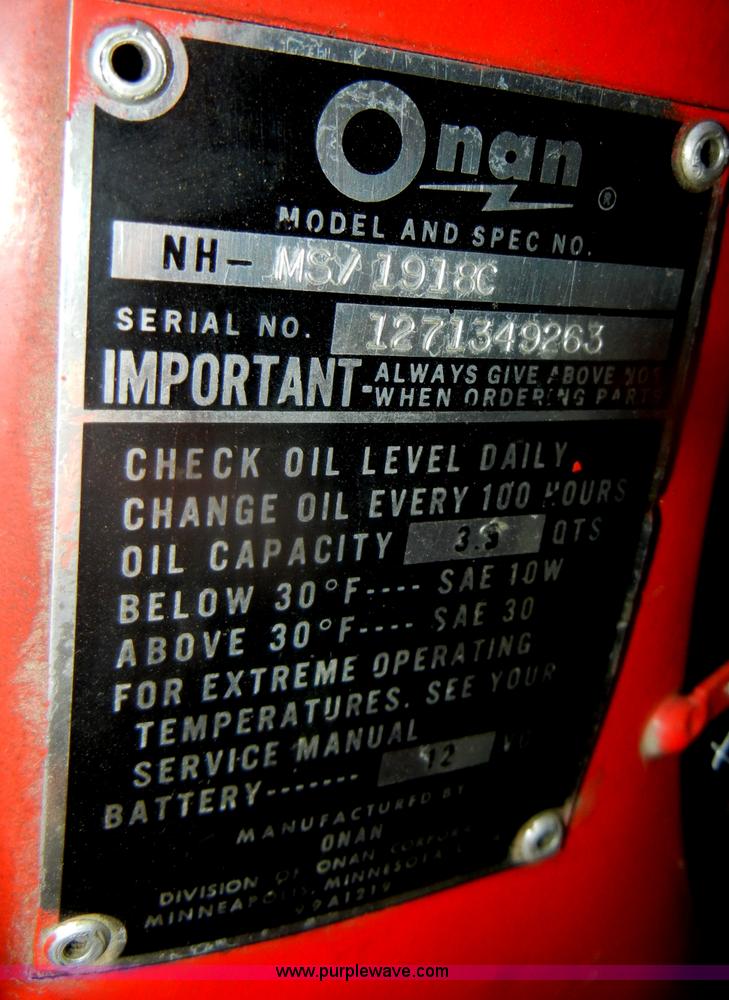 image for item AB9917 Gehl 2500 Hydro Cat skid steer