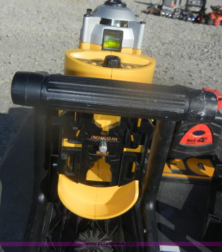 image for item AB9973 DeWalt DW073 cordless rotary laser