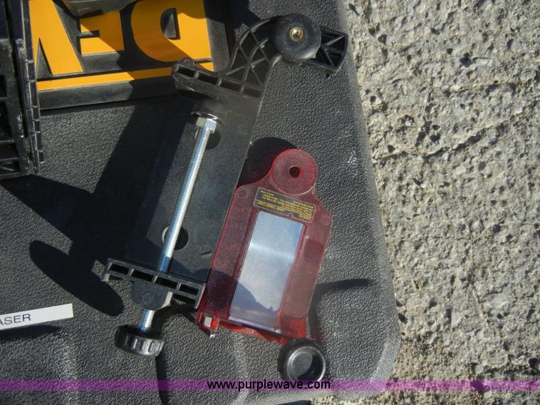 image for item AB9973 DeWalt DW073 cordless rotary laser